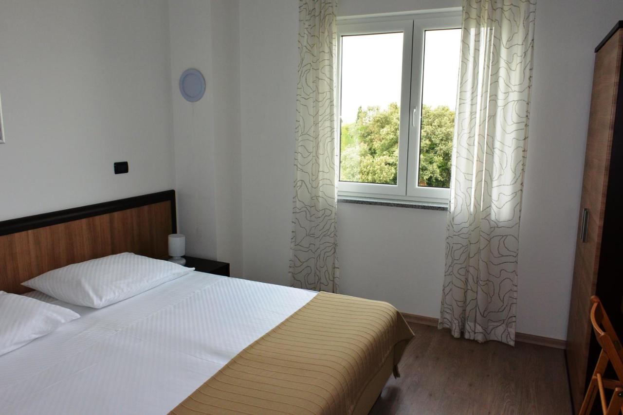 Apartments Residence L'Ulivo Rovinj Exteriör bild